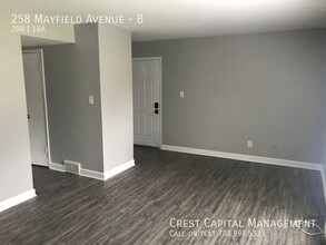 354 Mayfield Ave in Valparaiso, IN - Building Photo - Building Photo