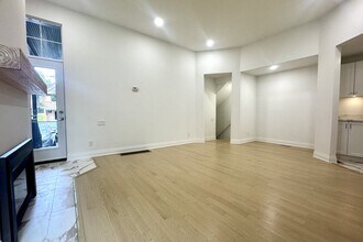 418 Brunswick Ave in Toronto, ON - Building Photo - Building Photo