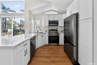 18 Glen Cove, Unit 10 in Laguna Niguel, CA - Building Photo - Building Photo