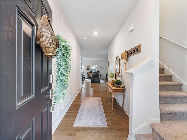 680 Groover St in Ball Ground, GA - Building Photo - Building Photo