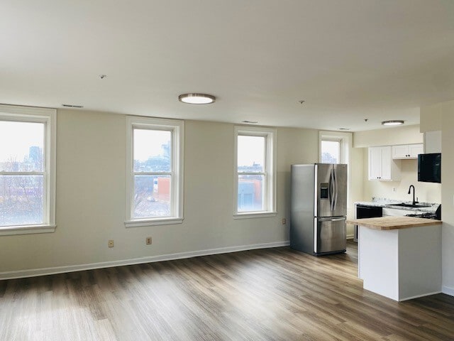 1404 E Baltimore St, Unit 300 in Baltimore, MD - Foto de edificio - Building Photo