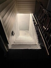 216 Carnation Ct in Pikesville, MD - Foto de edificio - Building Photo