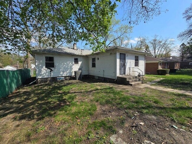 4562 Johnson St in Gary, IN - Building Photo - Building Photo