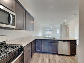 9609 Teton Vis Dr in Fort Worth, TX - Building Photo - Building Photo