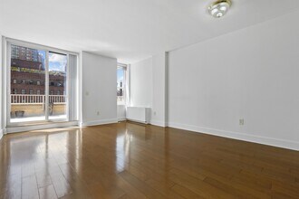 88 Morgan St in Jersey City, NJ - Building Photo - Building Photo