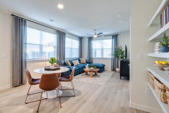 Prose Hardy Yards in Houston, TX - Foto de edificio - Interior Photo