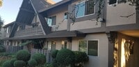 15444 Vanowen St - 6