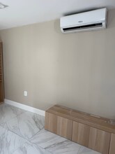 2425 Stuart St in Tampa, FL - Building Photo - Building Photo