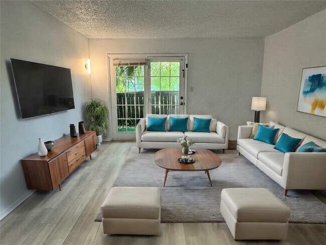 199 Afton Square in Altamonte Springs, FL - Building Photo - Building Photo