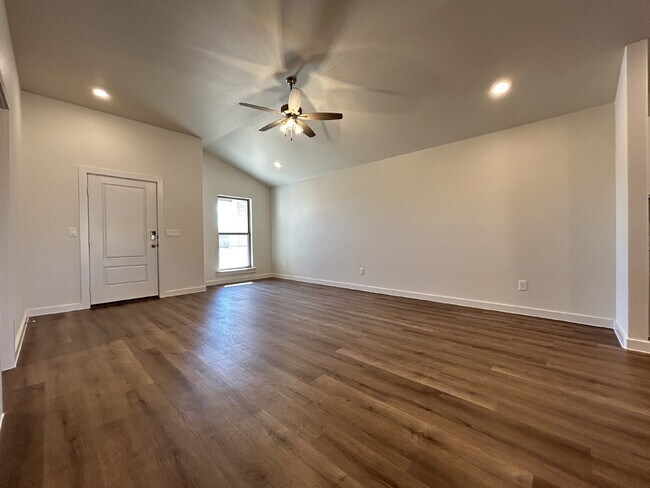 7216 8th St in Lubbock, TX - Building Photo - Building Photo