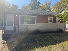 242 Sadonia Ave in St. Louis, MO - Building Photo