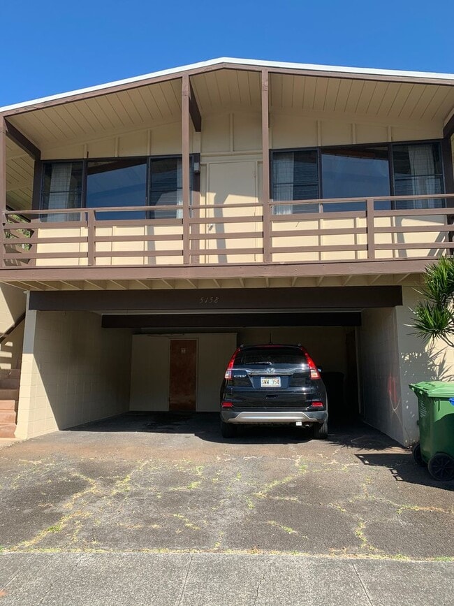 property at 5158 Kilauea Ave
