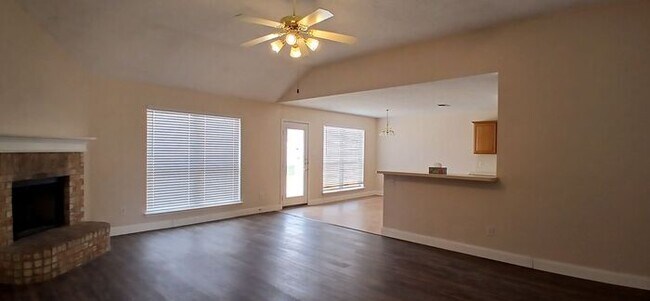 3909 Periwinkle Dr in Fort Worth, TX - Building Photo - Building Photo