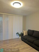1739 Village Blvd in West Palm Beach, FL - Building Photo - Building Photo
