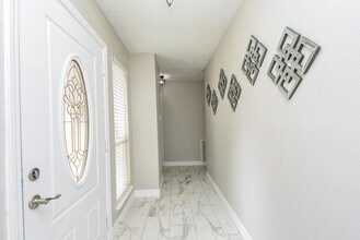 8307 Stagewood Dr in Humble, TX - Building Photo - Building Photo