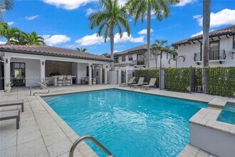 3041 Indiana St in Miami, FL - Building Photo - Building Photo