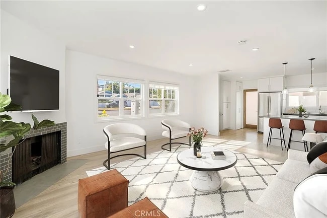 1345 Manhattan Beach Blvd, Unit 1