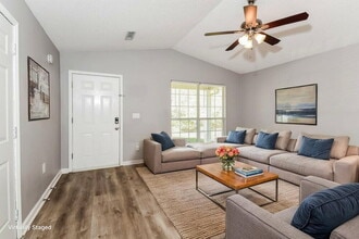 223 Elm Dr in Villa Rica, GA - Building Photo - Building Photo