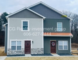 235 Fairway Dr in Corbin, KY - Building Photo