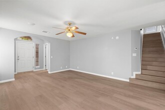 818 San Vicente Dr in Leander, TX - Building Photo - Building Photo