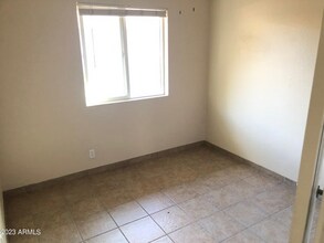 305 N 93rd St in Mesa, AZ - Building Photo - Building Photo
