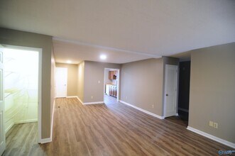 2606 Wynterhall Rd SE in Huntsville, AL - Building Photo - Building Photo
