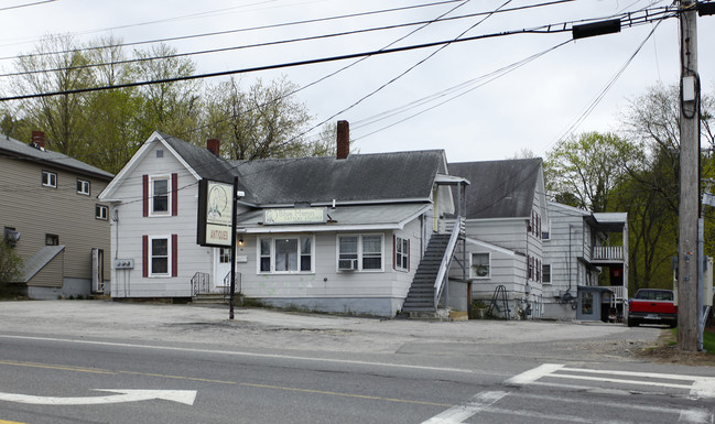 45 Birch St in Derry, NH - Building Photo - Building Photo