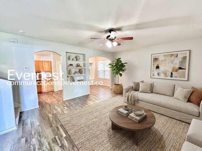 146 Creek Cove Dr in Dallas, TX - Building Photo - Building Photo