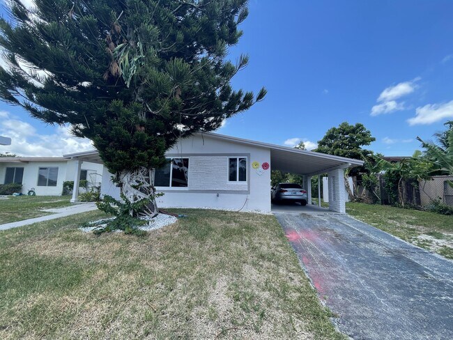 property at 631 SW 28th Terrace