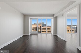 925 N Fairfax St in Alexandria, VA - Building Photo - Building Photo