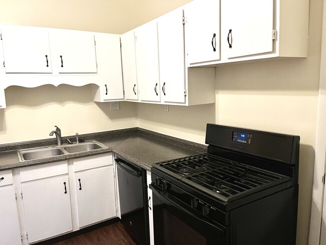 836 Main St, Unit 2 in Covington, KY - Building Photo - Building Photo