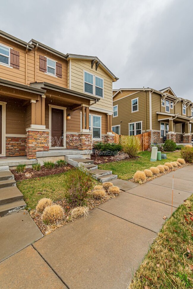 2349 W 165th Ln in Broomfield, CO - Foto de edificio - Building Photo