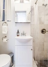 2090 Pacific Ave, Unit 17 in San Francisco, CA - Building Photo - Building Photo