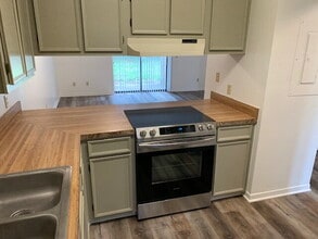 25 Cape Dr NW in Fort Walton Beach, FL - Building Photo - Building Photo