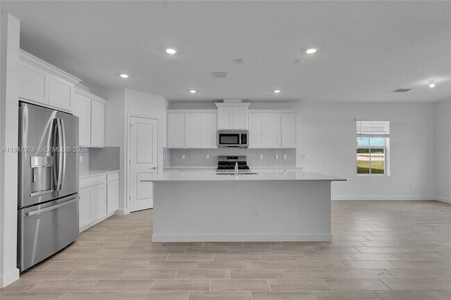 19560 Whispering Creek Rd in Loxahatchee, FL - Building Photo - Building Photo