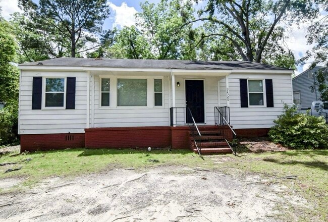 property at 2320 Henry Cir