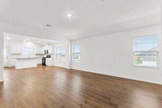 104 Winged Foot Ct in San Marcos, TX - Building Photo - Building Photo