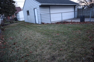 3421 Croissant St in Dearborn, MI - Building Photo - Building Photo