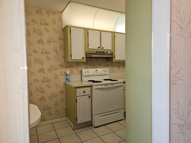23099 Barwood Ln N in Boca Raton, FL - Building Photo - Building Photo