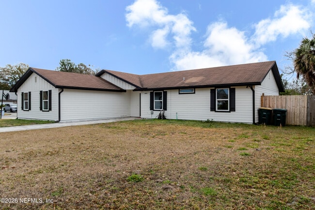 10036 Delano Dr N in Jacksonville, FL - Building Photo - Building Photo