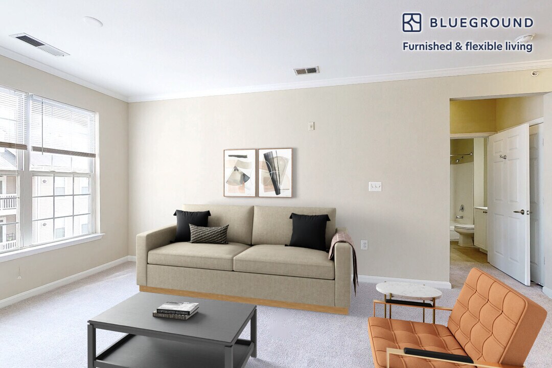 2350 26th Ct S in Arlington, VA - Building Photo
