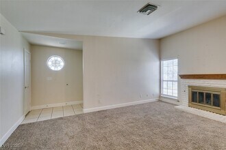 1751 E Reno Ave in Las Vegas, NV - Foto de edificio - Building Photo