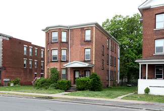 1499-1501 Main St in East Hartford, CT - Building Photo - Building Photo