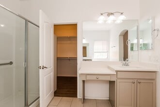 12625 W Cercado Ln in Litchfield Park, AZ - Building Photo - Building Photo