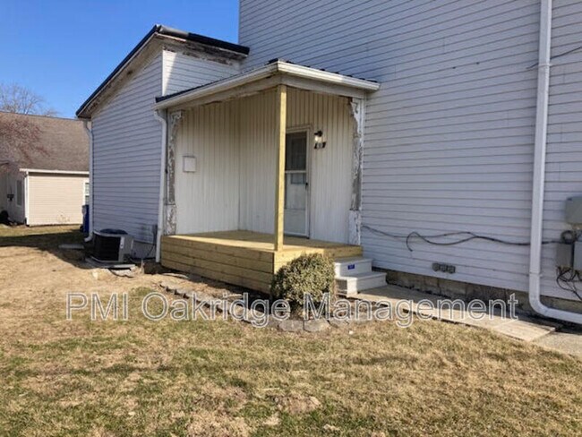 39 E Park St in Fort Loramie, OH - Building Photo - Building Photo