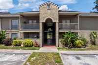 Serravella At Spring Valley in Altamonte Springs, FL - Foto de edificio - Building Photo