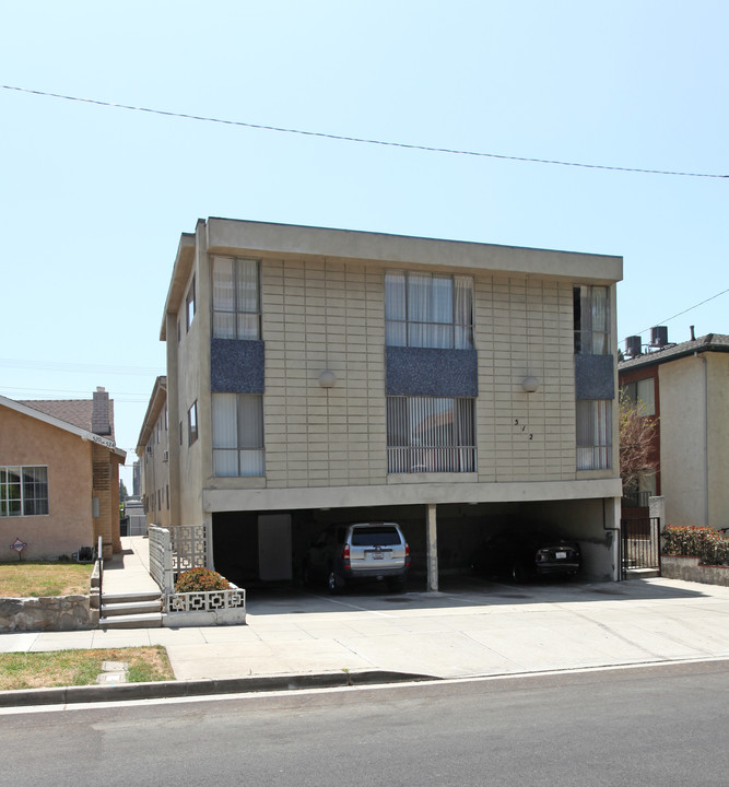 512 E Santa Anita Ave in Burbank, CA - Building Photo