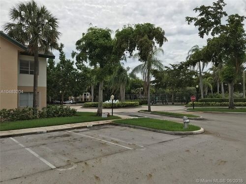 9977 Westview Dr-Unit -1B in Coral Springs, FL - Building Photo - Building Photo