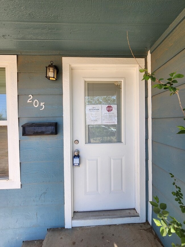 205 Waverly Dr in Midland, TX - Building Photo - Building Photo