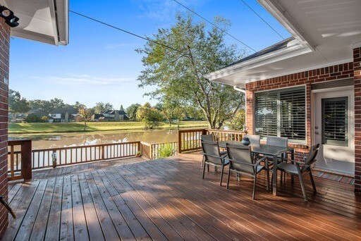 property at 1443 Sugar Creek Blvd